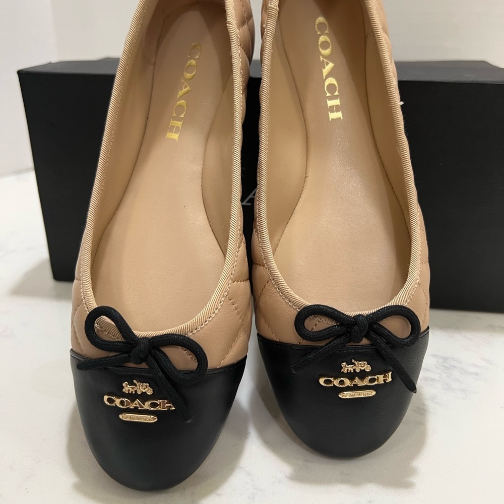 Coach Women's Tan and Black Ballet Flats - Picture 7 of 11